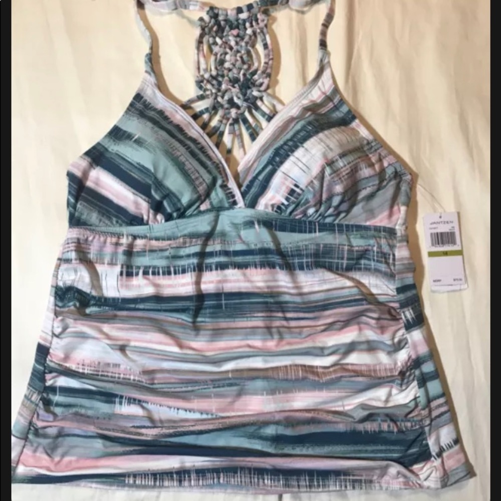 NWT Jantzen 14 Tankini Top.  Beautiful!😎